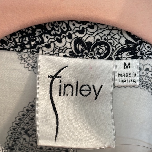 FINLEY BLACK AND WHITE PAISLEY TIE FRONT BUTTON DOWN LONG SLEEVE TOP BLOUSE SZ M - Picture 4 of 13